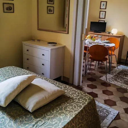 Giulia Apartment Lucca